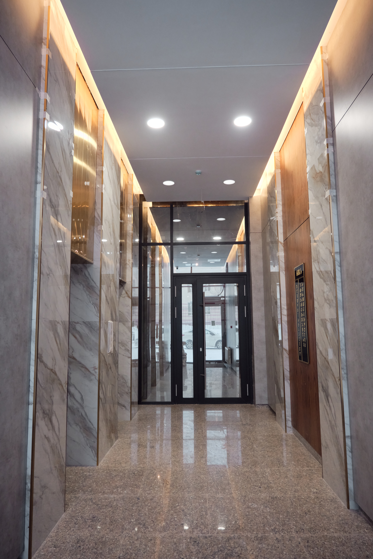 Блок Б  - Холл 1